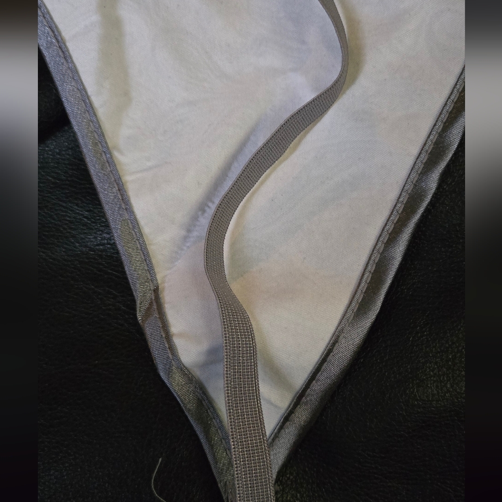 Victoria's Secret Silver Paisley Bridal Thong NEW SzXXL - Picture 6 of 8